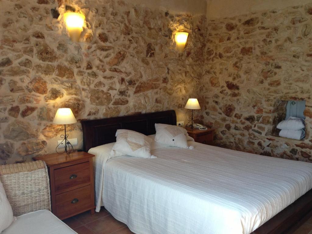 Agroturismo Xarc Санта Еулалия дел Рио Стая снимка